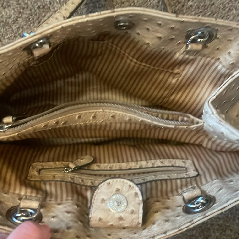 Purse - Picture 3 of 3